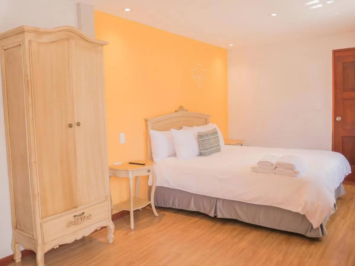 Hotel Casona 1914 Quito Bed & Breakfast